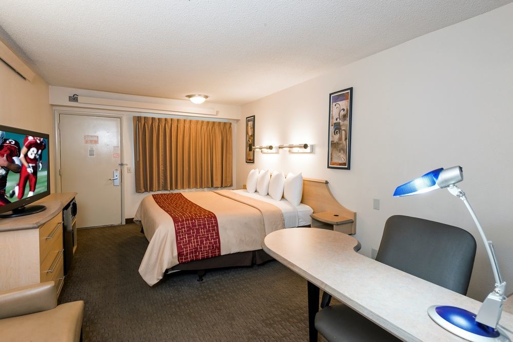 Red Roof Inn Detroit - Roseville St Clair Shores Extérieur photo